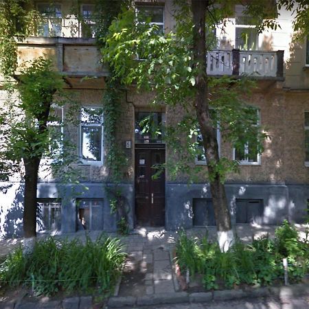 Apartment On Khorvatska Street Lviv Exterior photo